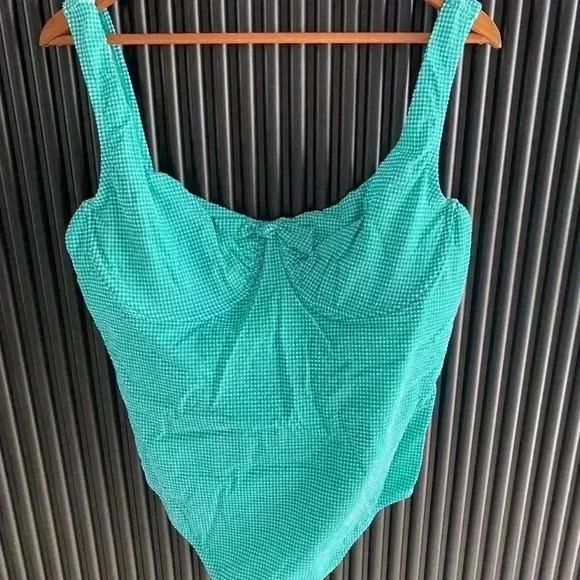 J. Crew Underwire scoopback one-piece swimsuit - Picture 4 of 6